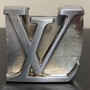 Louis Vuitton Belt Buckle ONLY silver/chrome